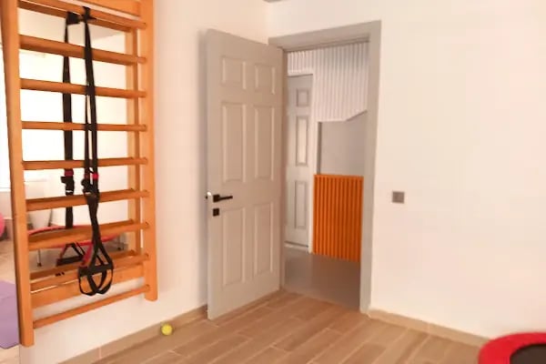 FizikMed Fizik Tedavi Merkezi - Resim 11