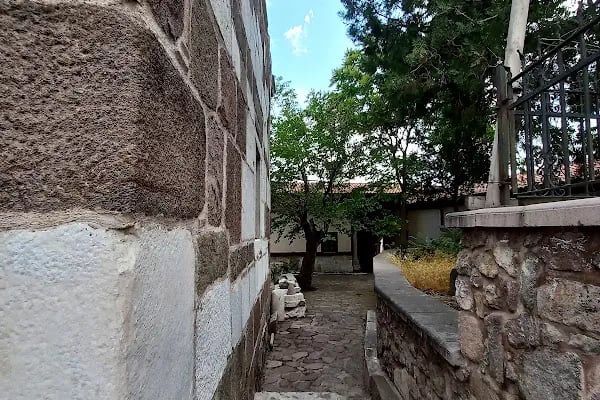 Ahi Şerafettin Türbesi - Resim 13