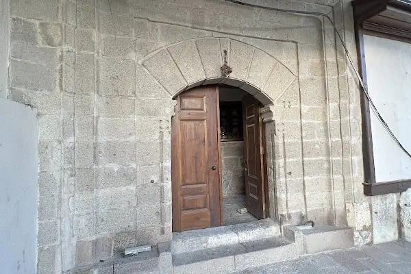 Ahi Şerafettin Türbesi - Resim 3