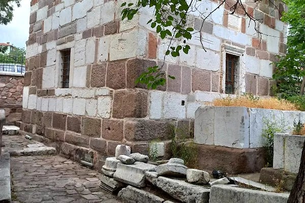 Ahi Şerafettin Türbesi - Resim 11