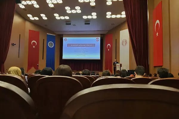 Ord. Prof. Dr. Abdülkadir Noyan Konferans Salonu - Resim 8