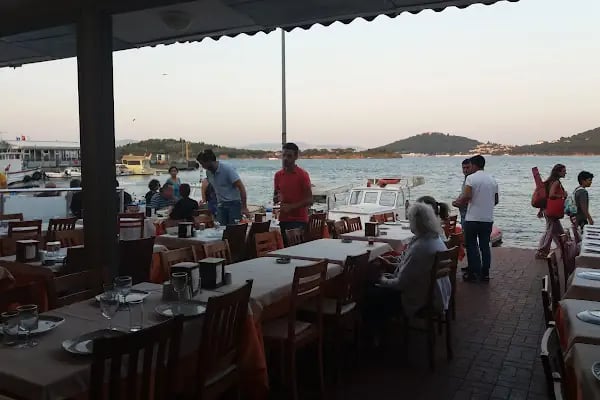 ISLAND STEAK & FISH HOUSE - Resim 1