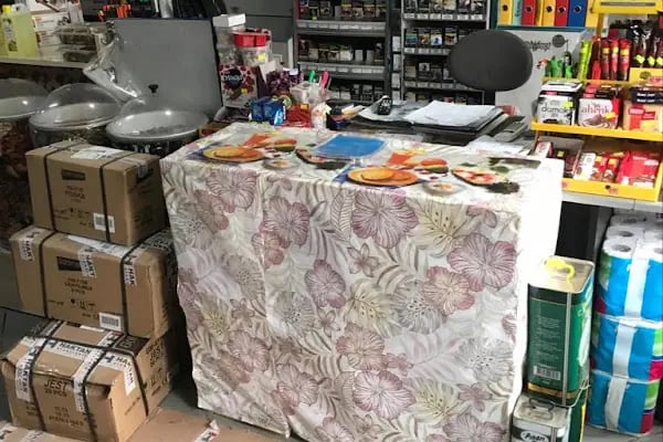 Yaşar Ticaret - Kenan ve Şakir Berber - Resim 6