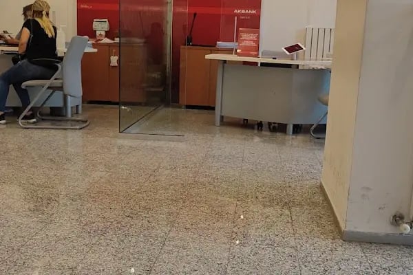 Akbank Karataş Şubesi - Resim 1