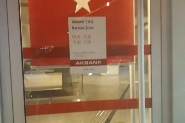 Akbank Karataş Şubesi - Resim 2
