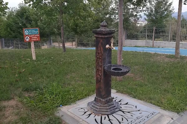 Gölcük Millet Bahçesi - Resim 20