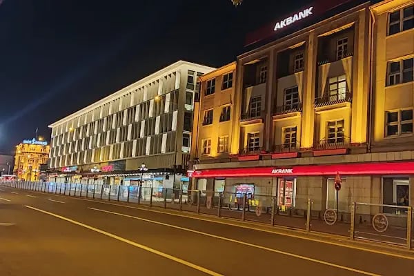 Akbank Ankara Şubesi - Resim 4