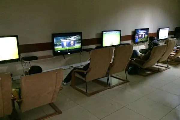Koç PlayStation Cafe - Resim 17