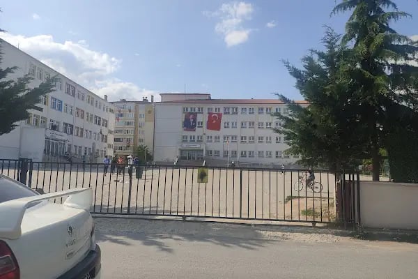 İrfan Fatma Mandalı İlköğretim Okulu - Resim 2
