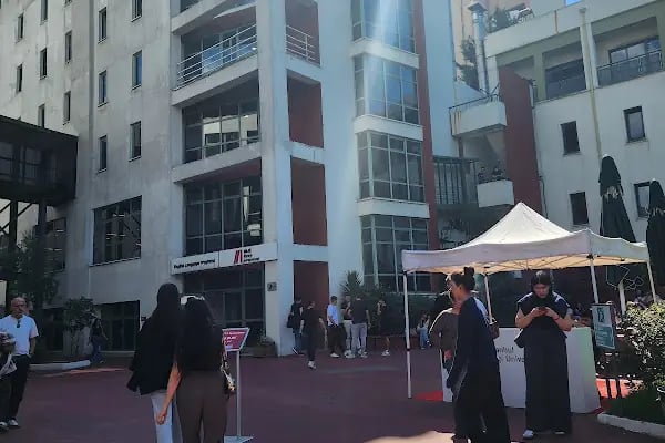 İstanbul Bilgi Üniversitesi Kuştepe Kampüsü - Resim 11