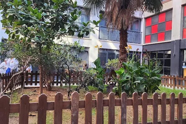 İstanbul Bilgi Üniversitesi Kuştepe Kampüsü - Resim 20