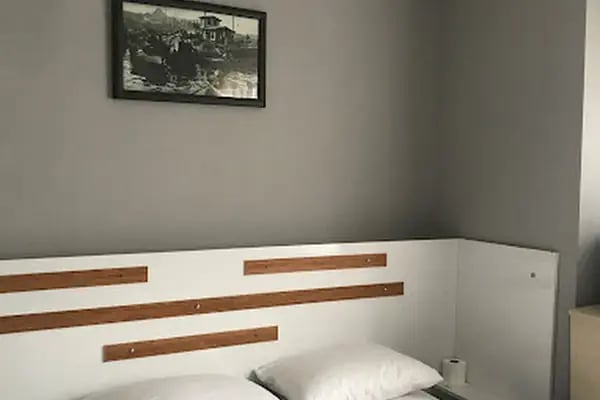 Can Hotel - Resim 3