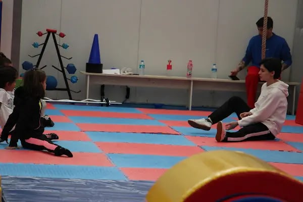 Ataşehir Cimnastik Akademi - Resim 12