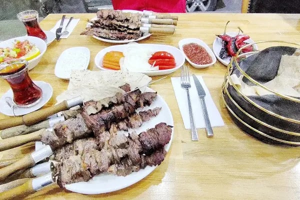 EN MEŞHUR ERZURUM CAĞ KEBABI - Resim 11