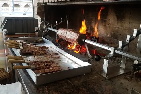 EN MEŞHUR ERZURUM CAĞ KEBABI - Resim 2