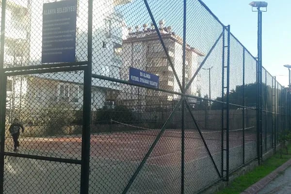 Alanya Belediyesi Tenis Kortu - Resim 3