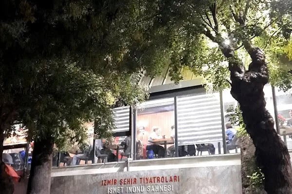 İzBBŞT İsmet İnönü Sahnesi - Resim 5