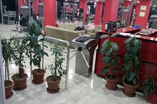 Ceylanpınar Akay Spor Salonu - Resim 1
