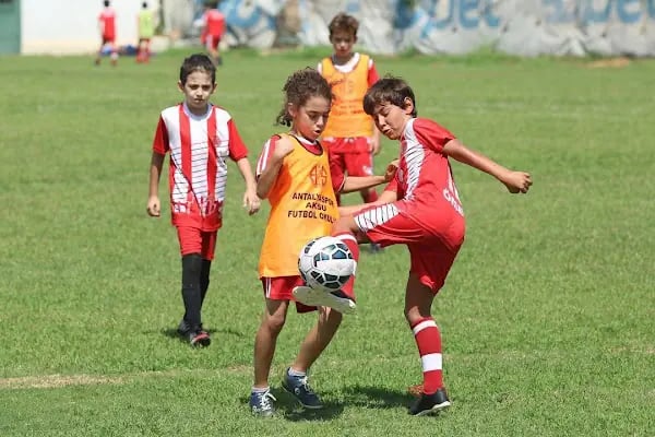 Akrepspor Aksu Futbol Okulu - Resim 6