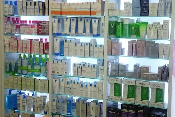 Gunesli Park Eczanesi Pharmacy - Resim 4