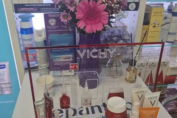 Gunesli Park Eczanesi Pharmacy - Resim 5