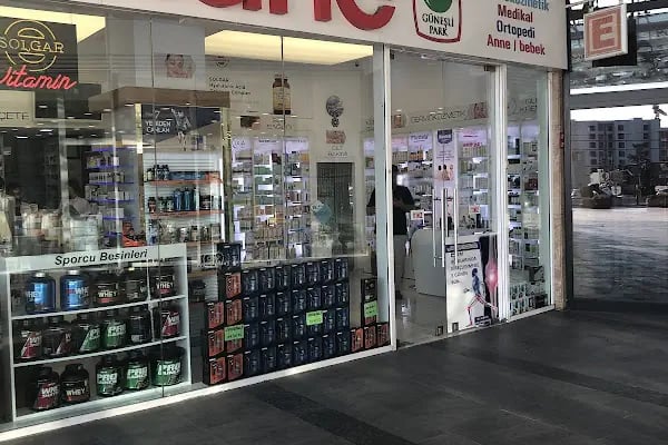 Gunesli Park Eczanesi Pharmacy - Resim 17