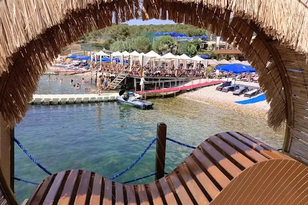 Noya Beach - Resim 17