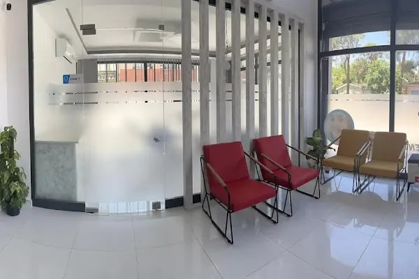 Natural Dent Ağız ve Diş Sağlığı Polikliniği Düztepe Şubesi - Resim 6