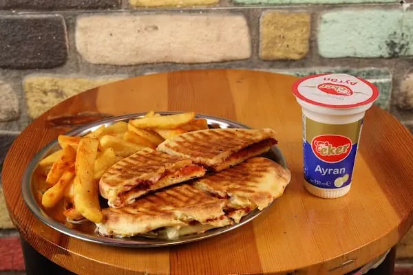 Taksim Islak Burger (kasaplar mahallesi) - Resim 5