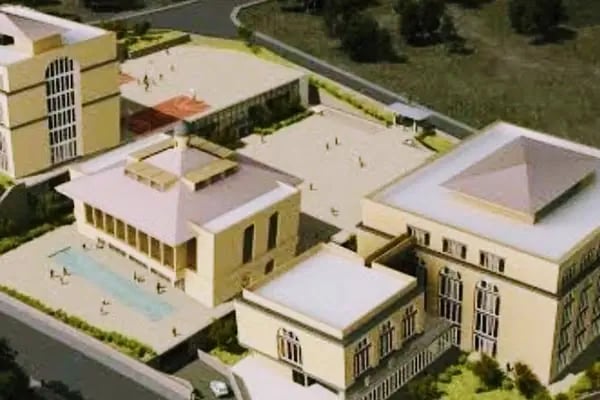 Hacı Bektaş Veli Anadolu Lisesi - Resim 2