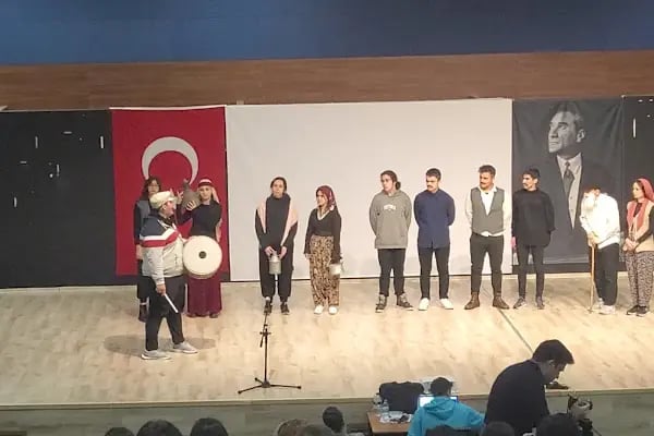 Hacı Bektaş Veli Anadolu Lisesi - Resim 19