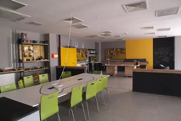 Hacı Bektaş Veli Anadolu Lisesi - Resim 11
