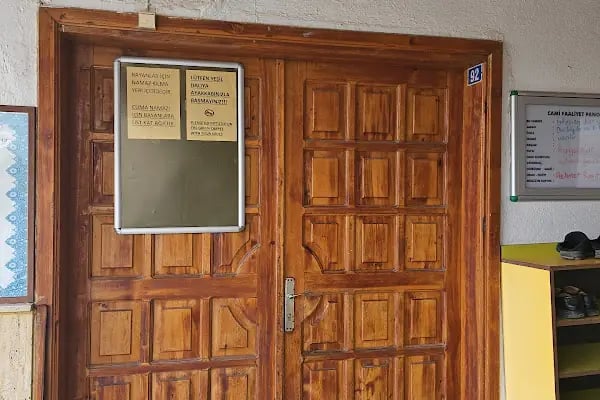 Hacı Kadiroğlu Cami - Resim 10