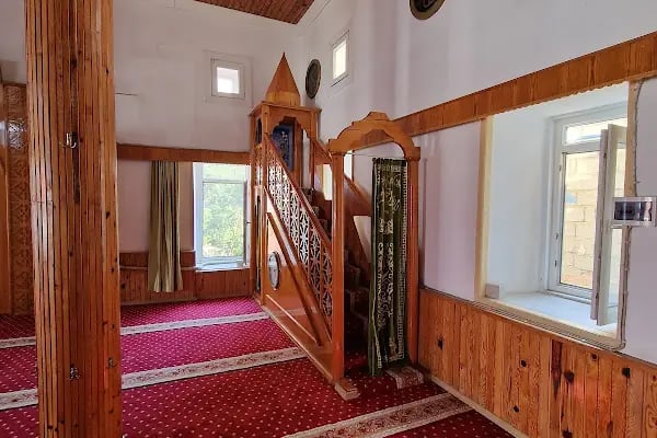 Hacı Kadiroğlu Cami - Resim 2