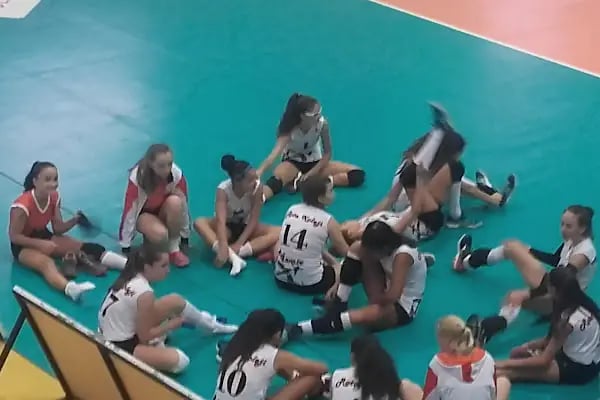 Gaziemir Spor Salonu - Resim 14