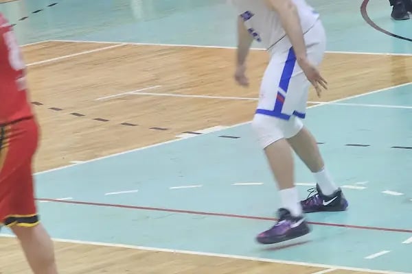 Gaziemir Spor Salonu - Resim 20