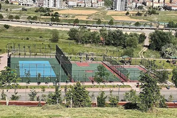 Keçiören Belediyesi Nursultan Nazarbayev Parkı - Resim 1