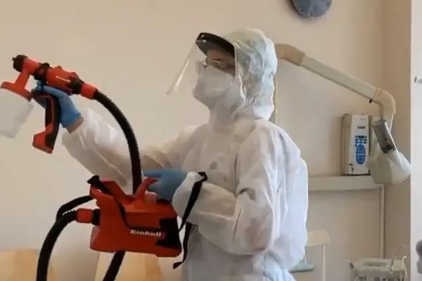 Diş Hekimi Protez Uzmanı Dr. Fidan AKALIN BERKER Ataşehir İstanbul - Resim 3