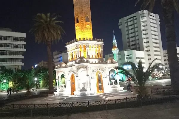 Konak Belediyesi Piri Reis Parkı - Resim 15