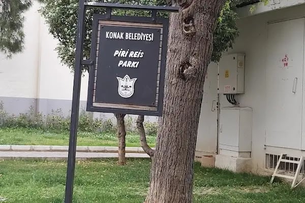 Konak Belediyesi Piri Reis Parkı - Resim 5
