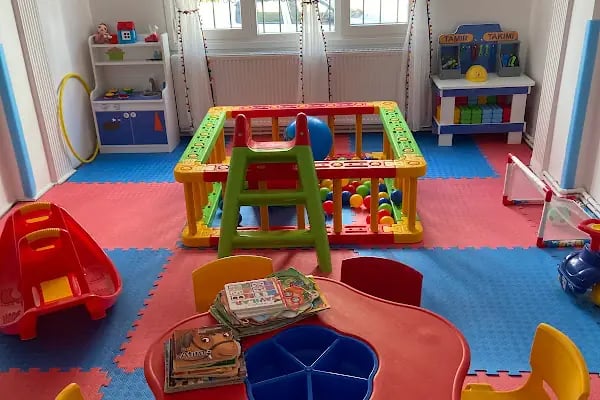 Neşeli Kayık Oyun Evi - Resim 6