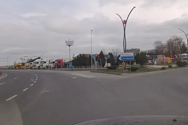 Veliköy Merkez Cami - Resim 19