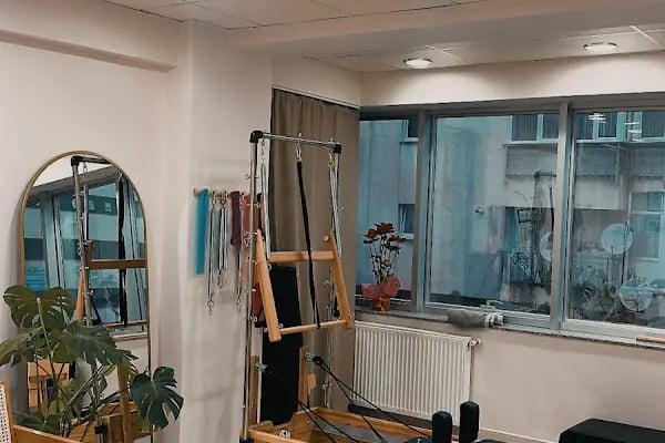 FizyoDemir Ümraniye | Fizyoterapi | Kayropraktik | Reformer Pilates | Schroth Skolyoz - Resim 9