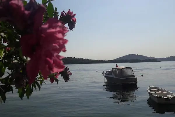 Mavi Marmara Burgazada İskelesi - Resim 5
