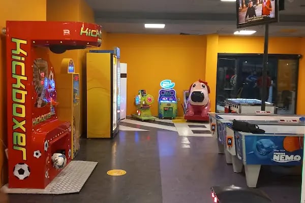 Royal Bowling &amp; Bilardo - Resim 6