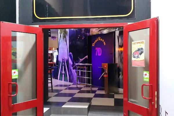 Royal Bowling &amp; Bilardo - Resim 12