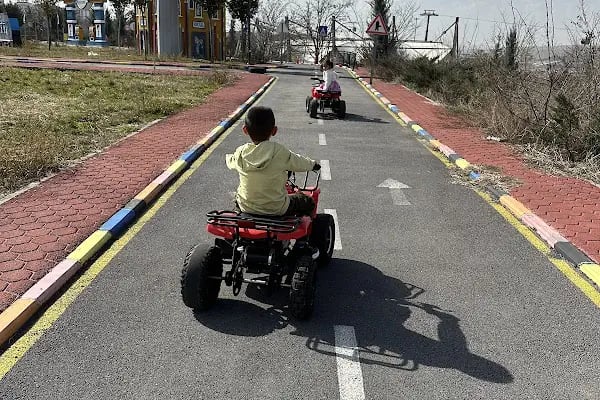 Çocuk Trafik Eğitim Parkı - Resim 15