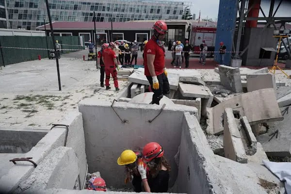 Kartal Belediyesi İlçe Afet ve Acil Durum Yönetim Merkezi - Resim 10