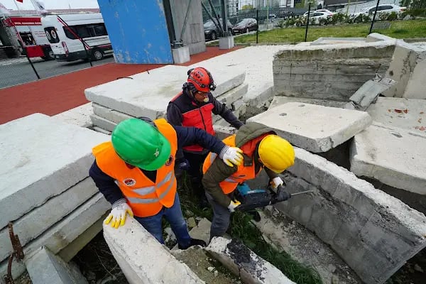Kartal Belediyesi İlçe Afet ve Acil Durum Yönetim Merkezi - Resim 14
