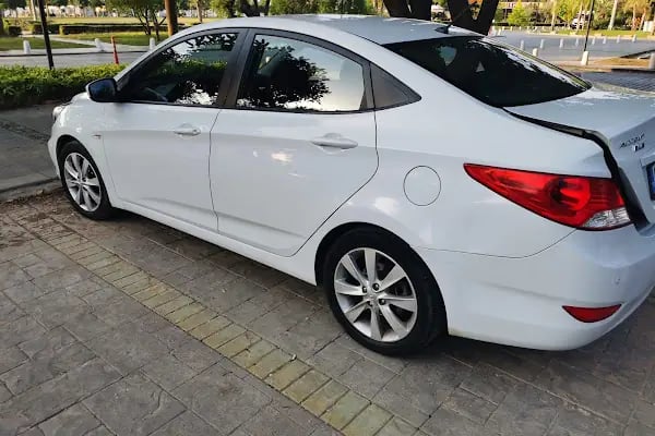 GLR RENT A CAR - Resim 3